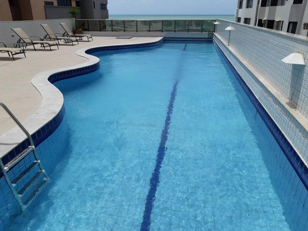 Flat Class Executive Hotel